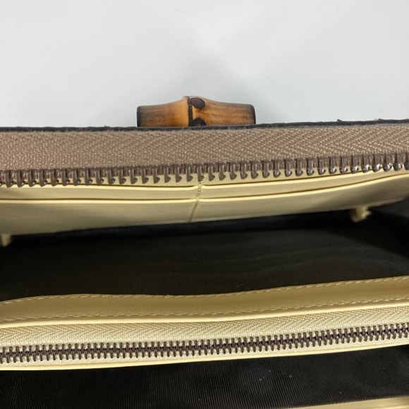 Gucci Long Wallet GG Bamboo Round Zipper Python Leather White - Picture 11 of 11